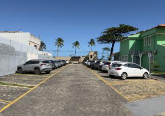 Parte das vagas do estacionamento da casa verde será destinada exclusivamente às mulheres